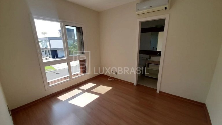 LB - SC802 Casa de 3 Dormitorios en Venta – Florianópolis