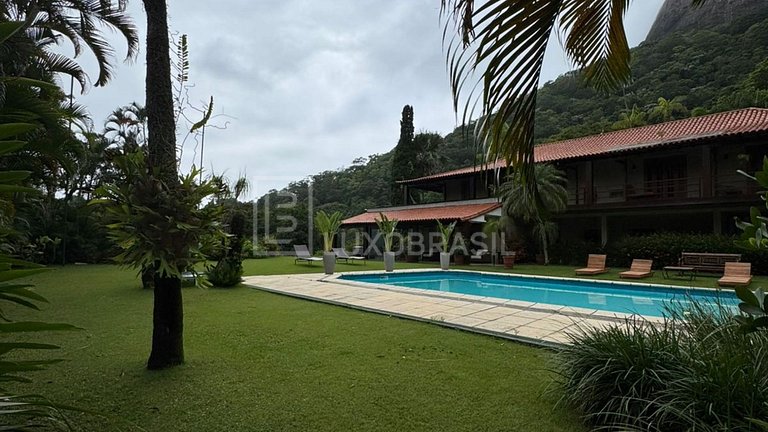 LB – RJ152 Casa Mirante do Cristo Day Use • Producciones Cin