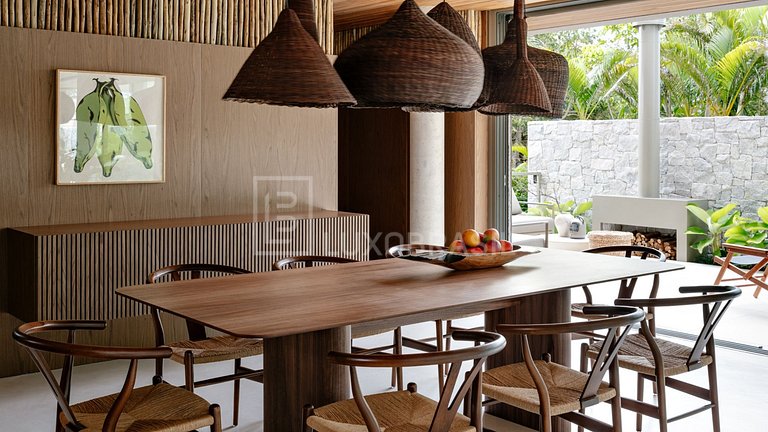 Casa Frente Mar para Temporada em Florianópolis – Stone Hill