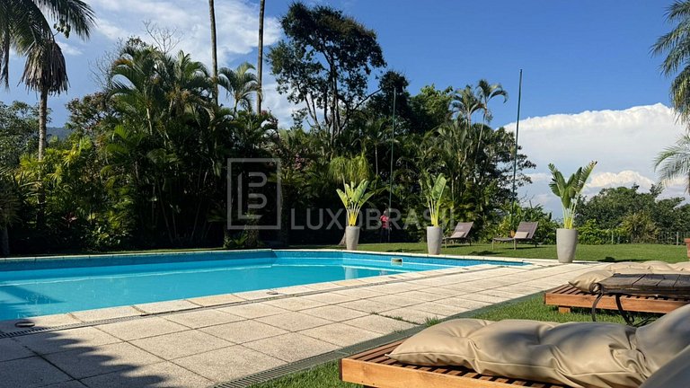 LB – RJ152 Casa Mirante do Cristo Day Use • Film & Photo Pro