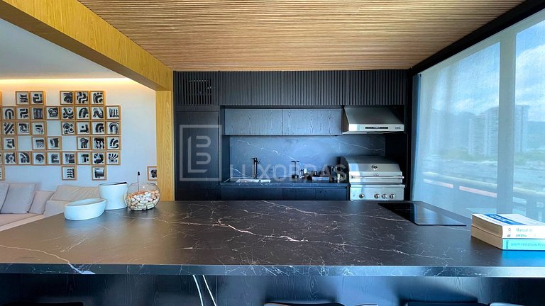 LB - RJ946 WaterWays Penthouse For Sale