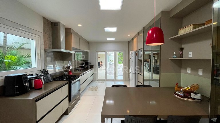 LB - RJ157 Villagio Felicittá House – Short-Term and Long-Te