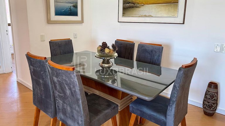 LB - RJ34 Seaview La Reserve Vacation Rental