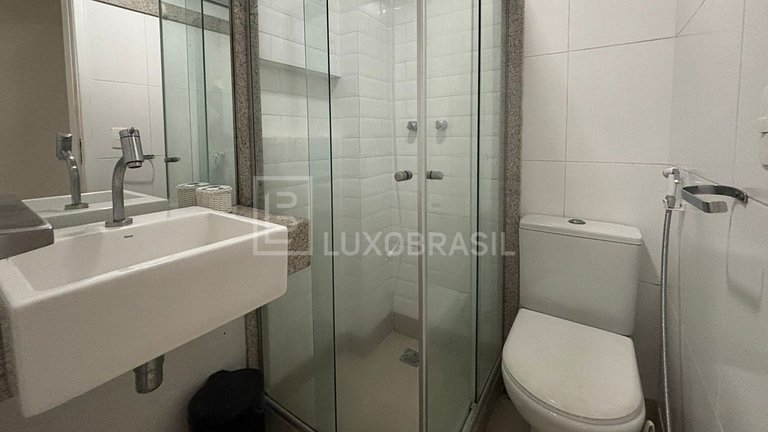 LB - RJ97 Flat with Sea View Barra Beach Vacation Rental