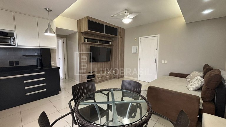 LB - RJ97 Flat with Sea View Barra Beach Vacation Rental