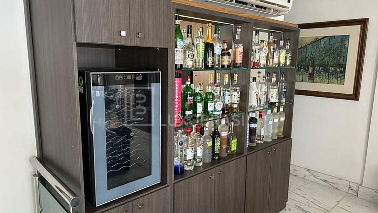 Cobertura Triplex na Barra da Tijuca com Piscina