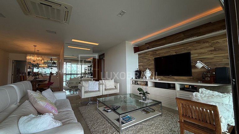 LB - RJ864 4-Suite Apartment for Sale on Av. do Pepê | 262 m