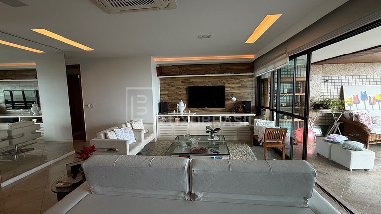 LB - RJ864 4-Suite Apartment for Sale on Av. do Pepê | 262 m