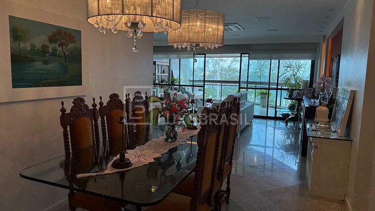 LB - RJ864 4-Suite Apartment for Sale on Av. do Pepê | 262 m