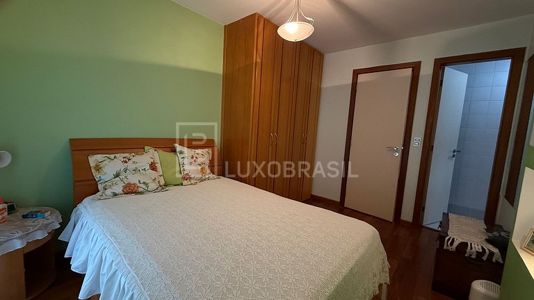 LB - RJ864 4-Suite Apartment for Sale on Av. do Pepê | 262 m