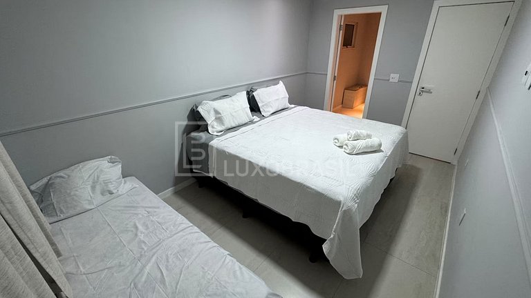 LB - RJ99 Tropical Mansion Vacation Rental