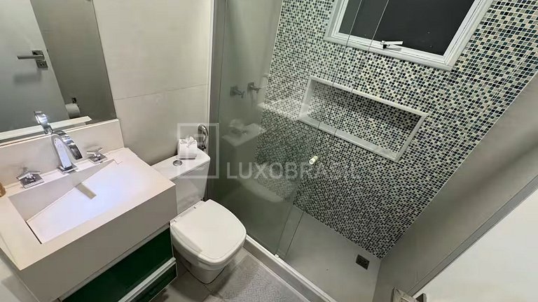 LB - RJ99 Tropical Mansion Vacation Rental