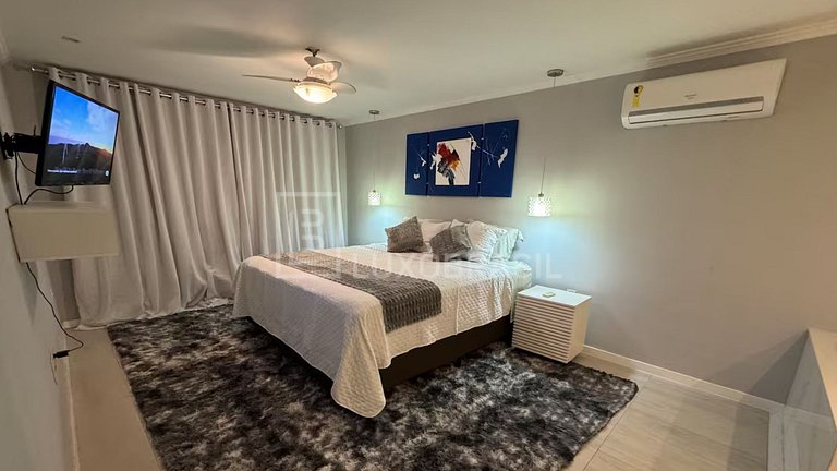 LB - RJ99 Tropical Mansion Vacation Rental