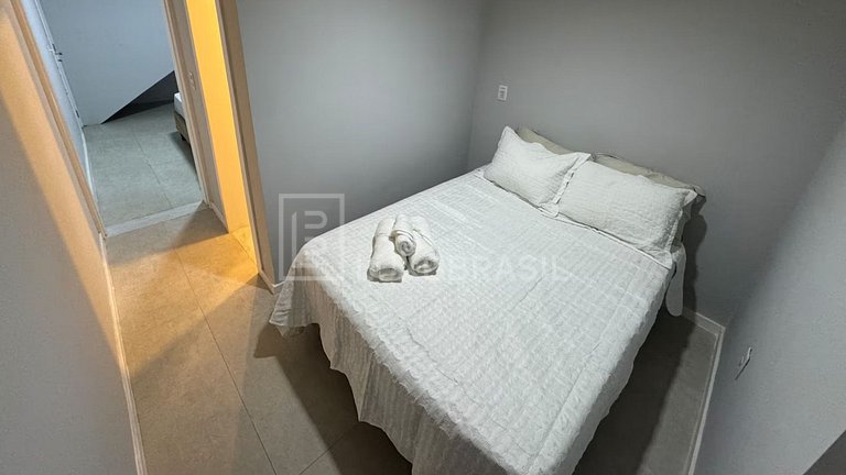 LB - RJ135 Tropical Mansion Vacation Rental