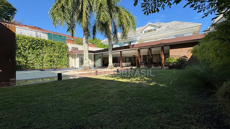 LB - RJ954 Santa Helena Gated Community House 04 Suites For