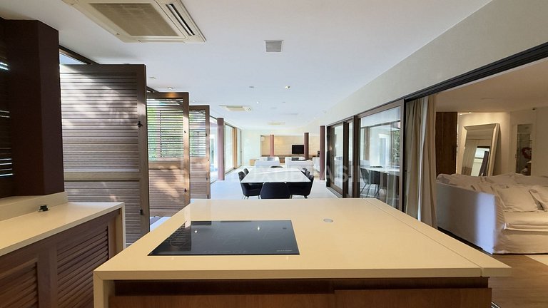 LB - RJ954 Casa en Condominio Santa Helena 04 Suites en Vent