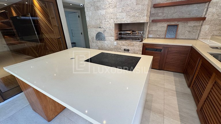 LB - RJ954 Santa Helena Gated Community House 04 Suites For