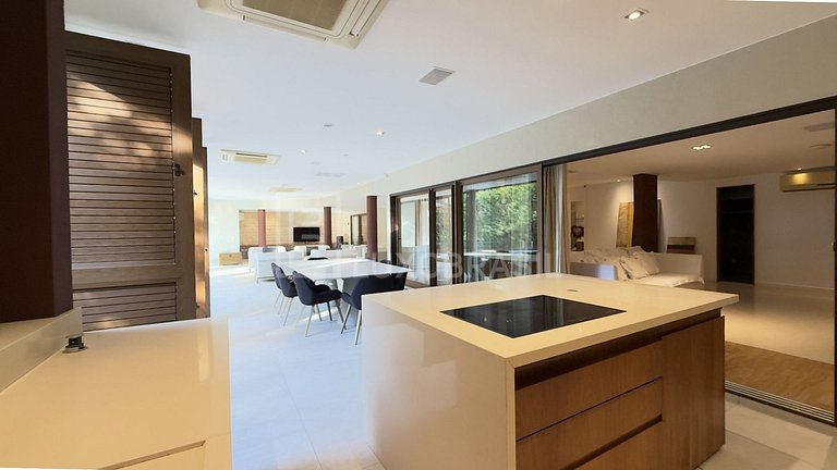 LB - RJ954 Casa en Condominio Santa Helena 04 Suites en Vent