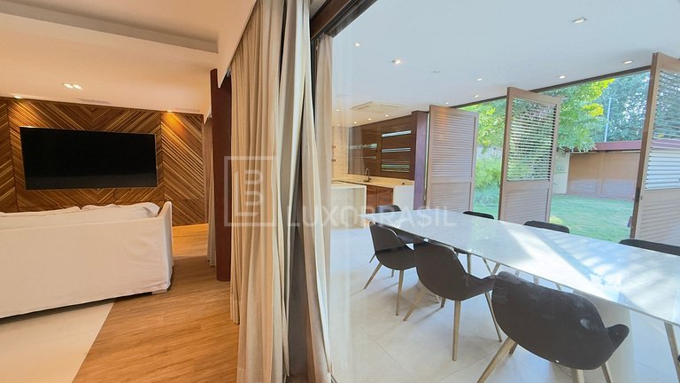 LB - RJ954 Casa en Condominio Santa Helena 04 Suites en Vent