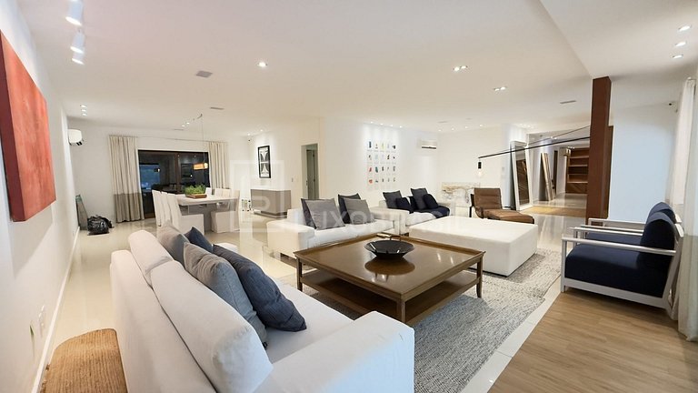 LB - RJ954 Santa Helena Gated Community House 04 Suites For