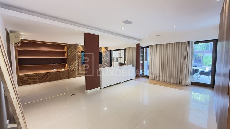 LB - RJ954 Santa Helena Gated Community House 04 Suites For