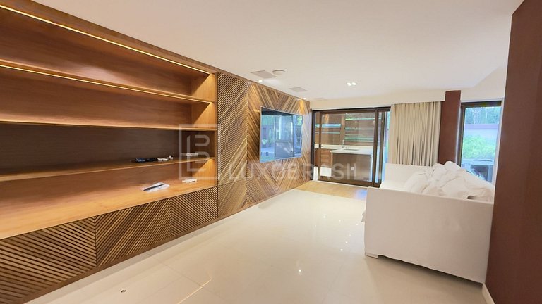 LB - RJ954 Santa Helena Gated Community House 04 Suites For