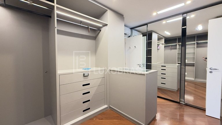 LB - RJ954 Casa en Condominio Santa Helena 04 Suites en Vent