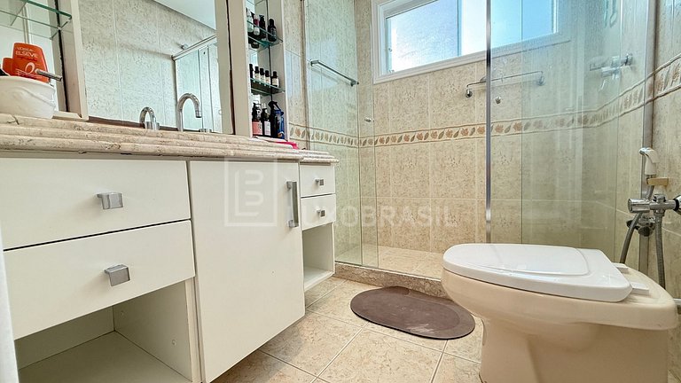 LB - RJ954 Casa en Condominio Santa Helena 04 Suites en Vent