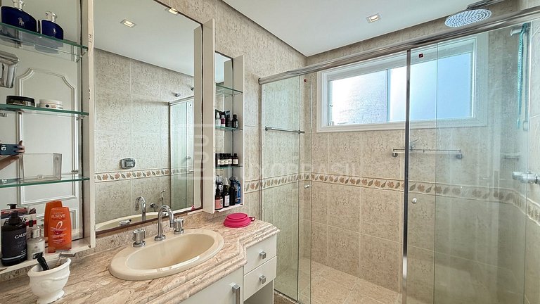 LB - RJ954 Santa Helena Gated Community House 04 Suites For