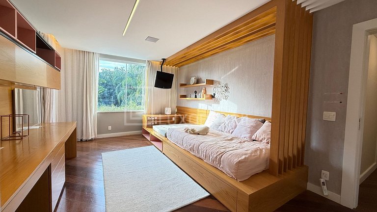 LB - RJ954 Casa en Condominio Santa Helena 04 Suites en Vent