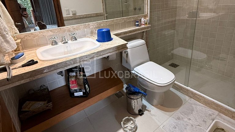 LB - PET801 Casa de Lujo en Condominio Bela Vista con Vista