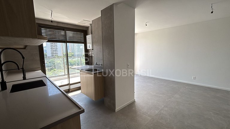 LB – RJ980 Linear Penthouse for Sale at Wave By YOO – Barra