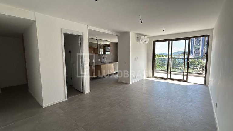 LB – RJ980 Linear Penthouse for Long-Term Rent at Wave By YO