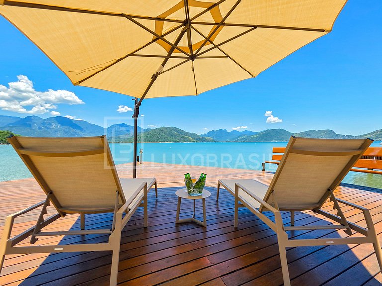 LB - MAN04 Mansion with 8 Suites for Sale, 1,700 m² – Mangar