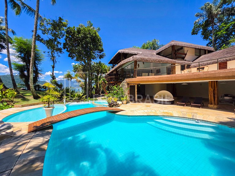 LB - MAN04 Mansión con 8 Suites en Venta, 1.700 m² – Mangara