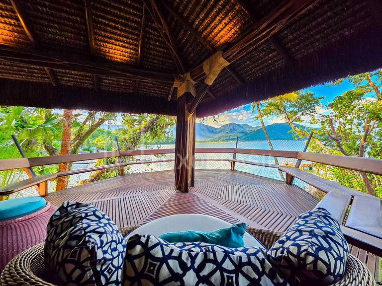 LB - MAN04 Mansion with 8 Suites for Sale, 1,700 m² – Mangar