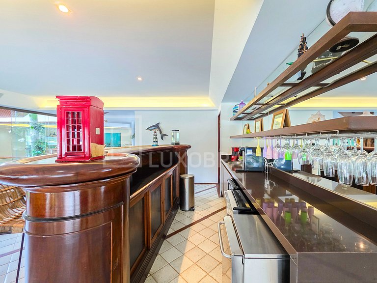 LB - MAN04 Mansión con 8 Suites en Venta, 1.700 m² – Mangara