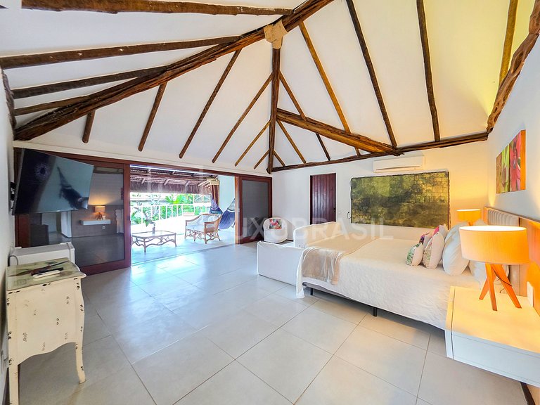 LB - MAN04 Mansion with 8 Suites for Sale, 1,700 m² – Mangar