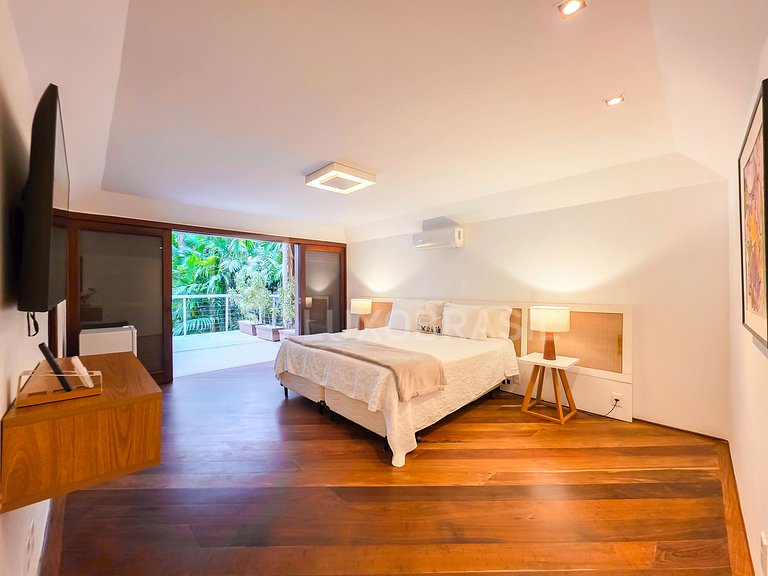 LB - MAN04 Mansión con 8 Suites en Venta, 1.700 m² – Mangara