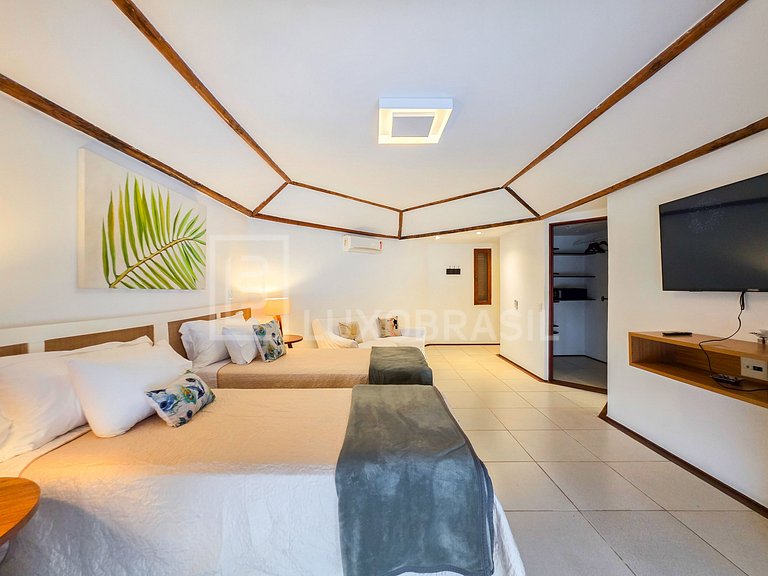 LB - MAN04 Mansion with 8 Suites for Sale, 1,700 m² – Mangar