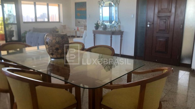 LB - BA803 | Apartamento de 244 m² en el Edificio Torrechiar