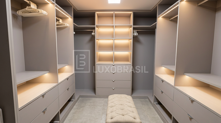 LB - RJ143 House with 4 Suites – Santa Lúcia Condominium, Ba