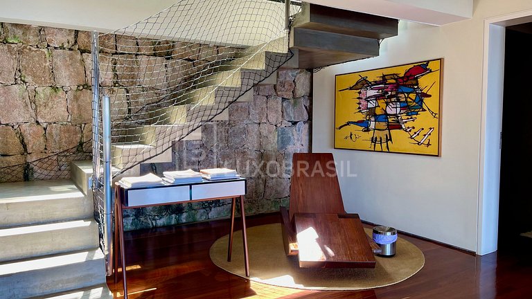 LB - RJ36 Villa Joatinga 05 Suites House Vacation Rentals