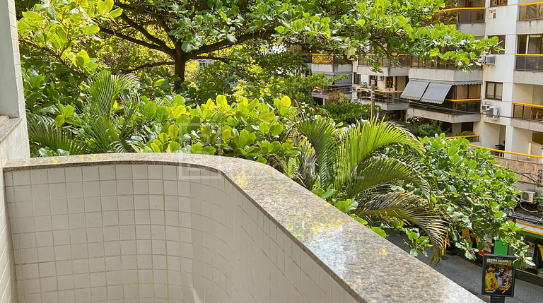 LB - RJ158 Apto Leblon 03 Habitaciones