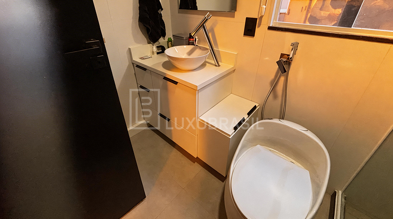 LB - RJ11 Casa Panorama Joá Vacation Rental