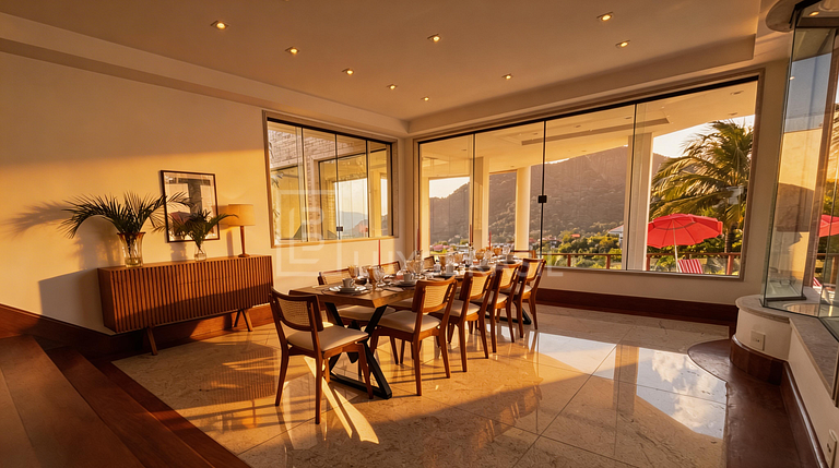 Casa de Luxo com Vista 360º na Joatinga | LUXOBRASIL