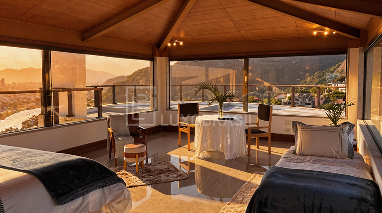 LUXOBRASIL #RJ80 Casa Moderna en Joá con Vista al Mar es el