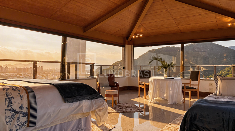 LUXOBRASIL #RJ80 Casa Moderna en Joá con Vista al Mar es el