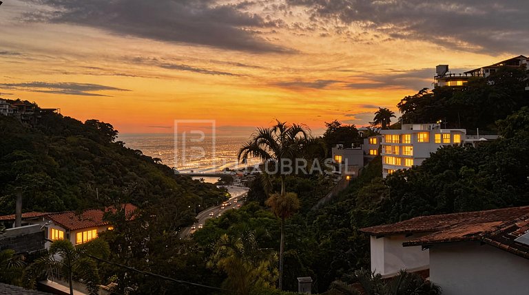 LUXOBRASIL Aluga Casa na Joatinga | 3 Quartos e Vista Mar