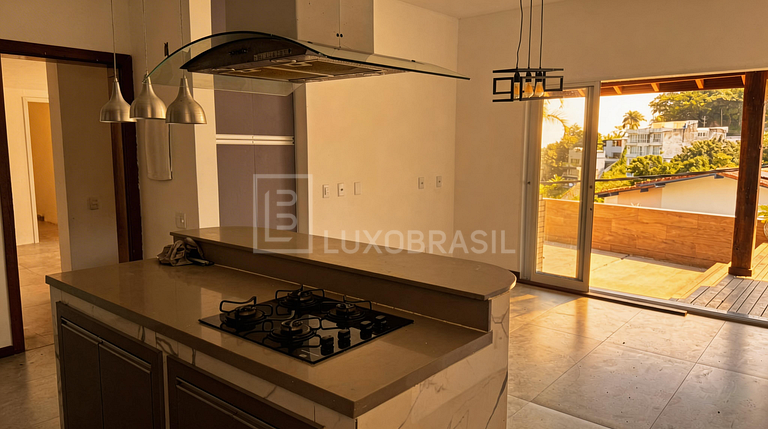 LUXOBRASIL Aluga Casa na Joatinga | 3 Quartos e Vista Mar
